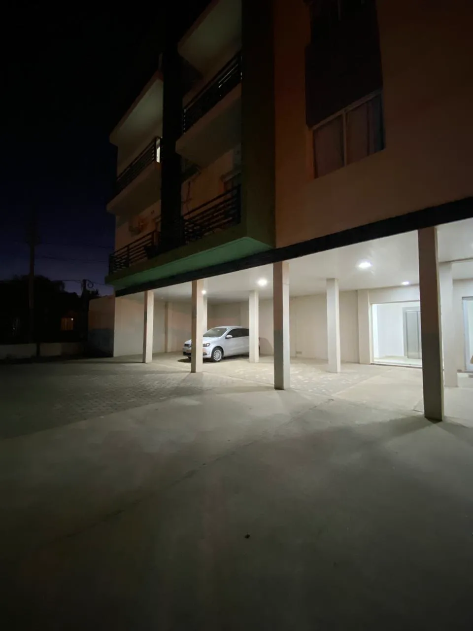 WhatsApp Image 2025-06-17 at 16.20.03 (1)