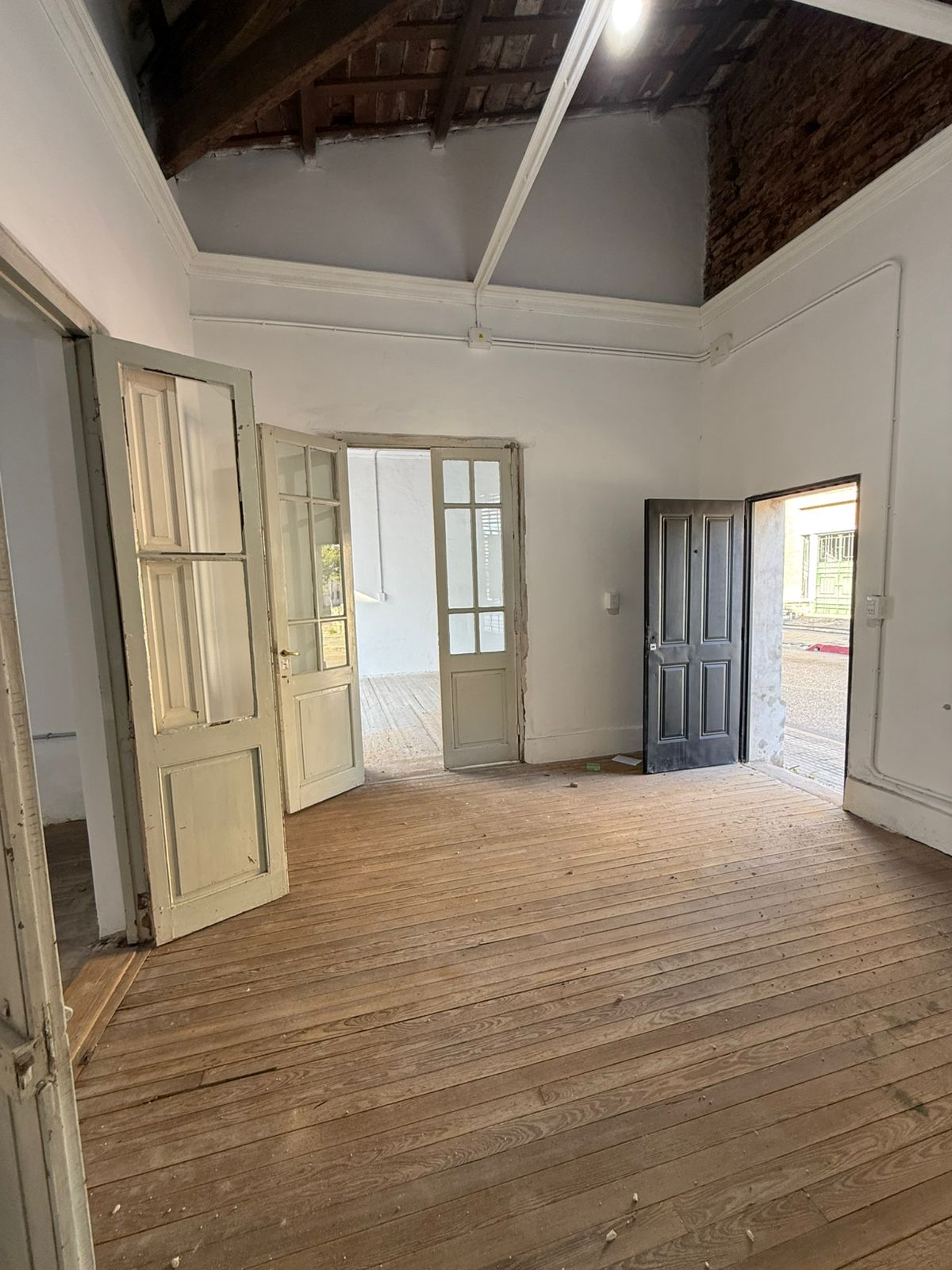 WhatsApp Image 2025-07-07 at 15.55.42 (1)