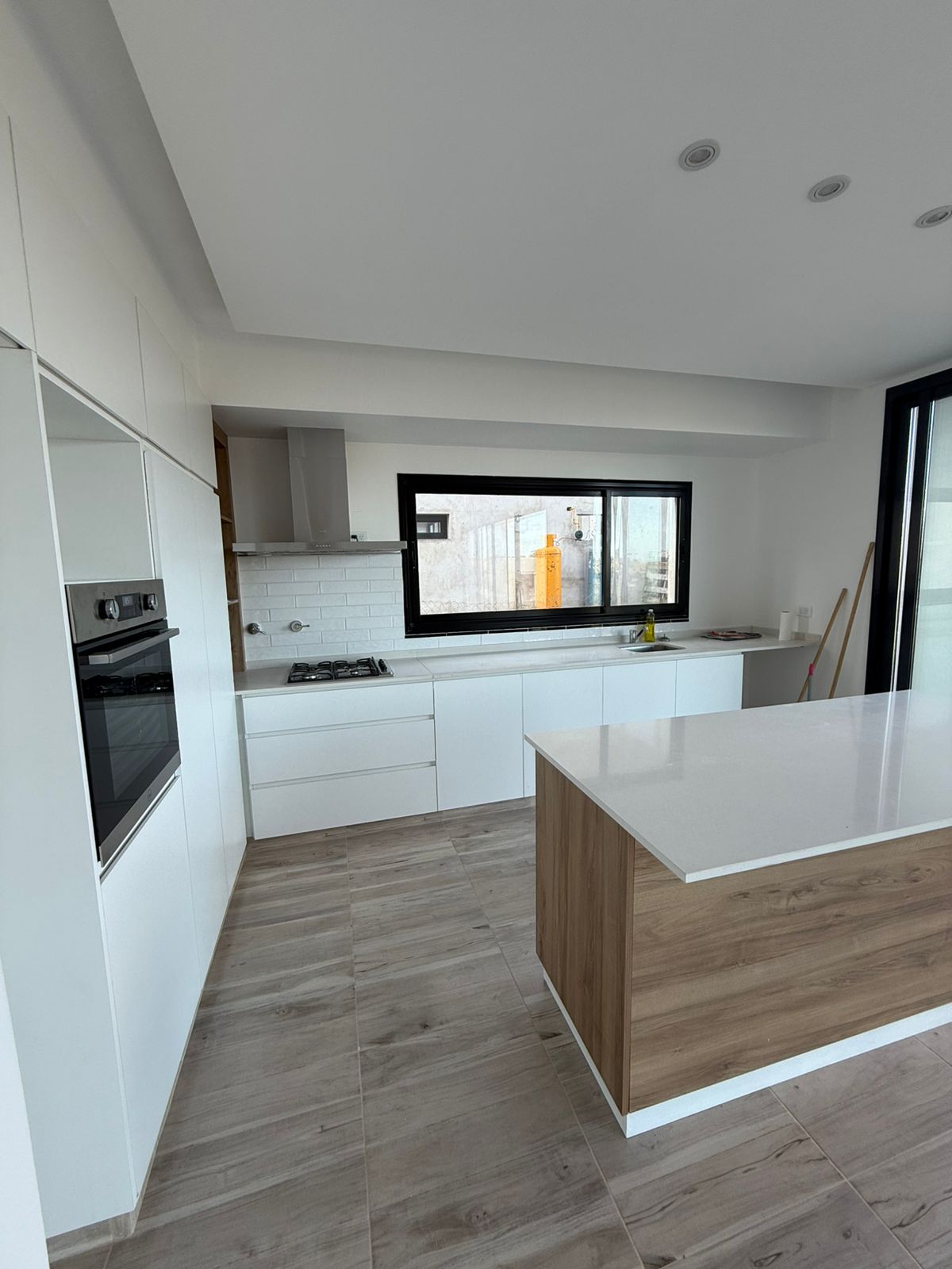 WhatsApp Image 2025-08-14 at 16.49.26