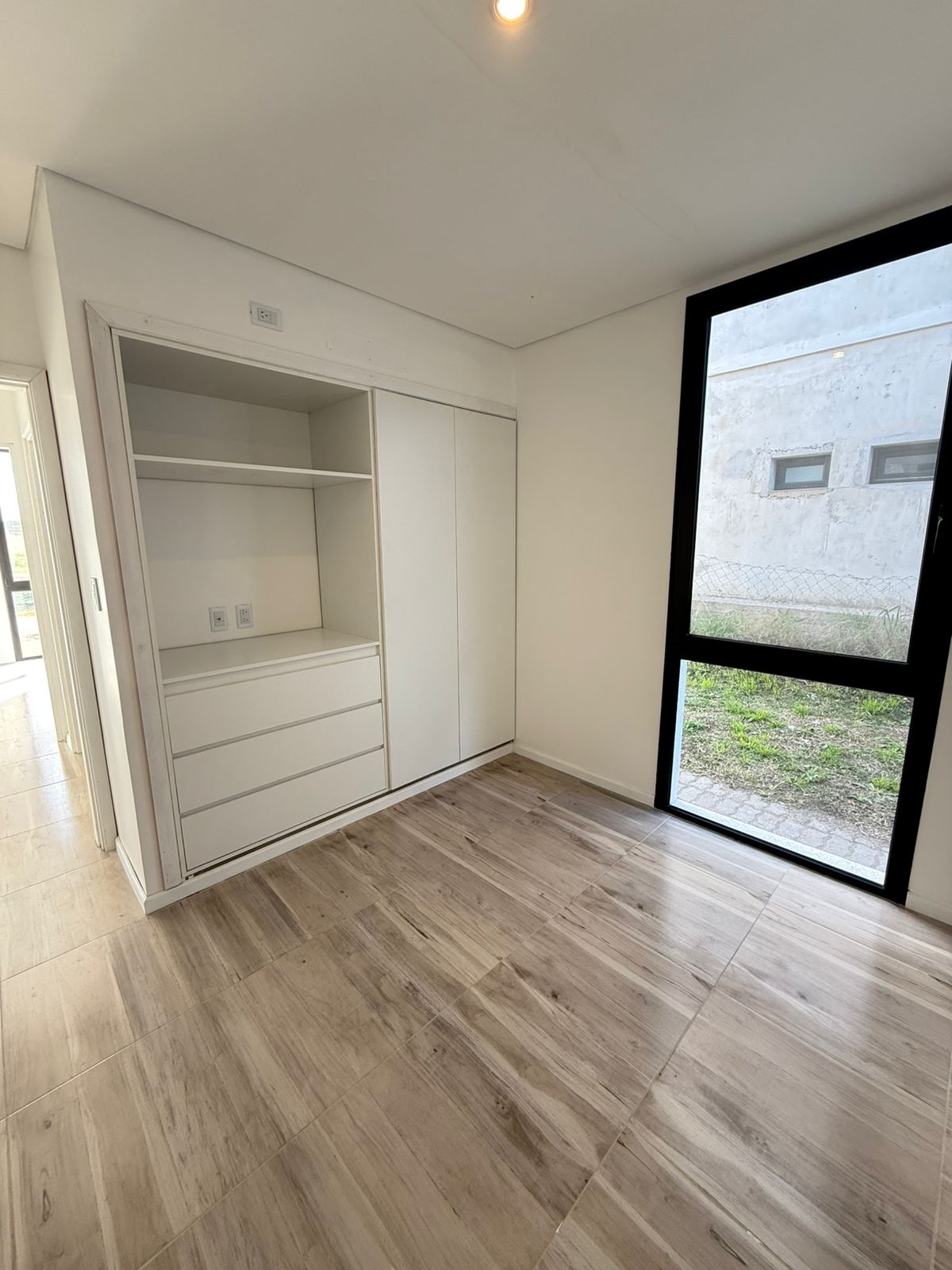 WhatsApp Image 2025-08-14 at 16.49.44 (2)