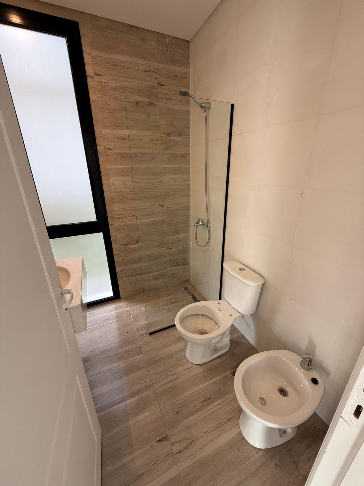 WhatsApp Image 2025-08-14 at 16.49.44 (3)