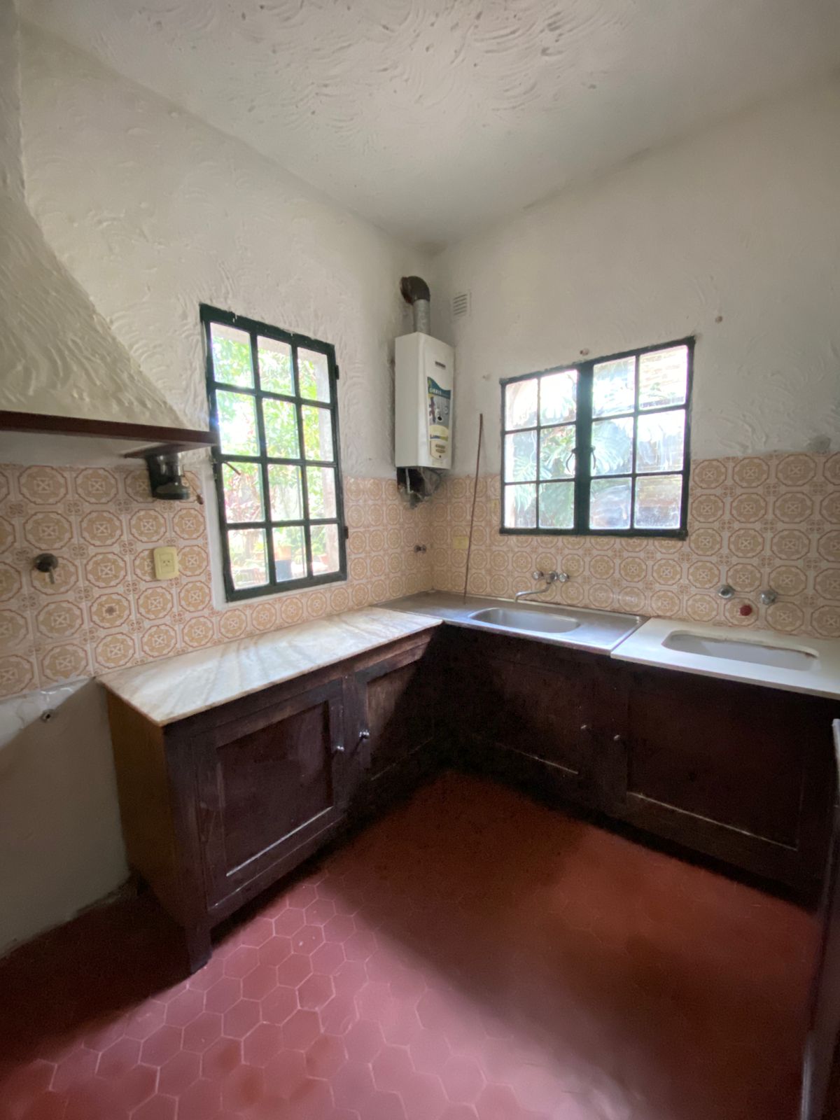 WhatsApp Image 2025-08-18 at 11.07.37