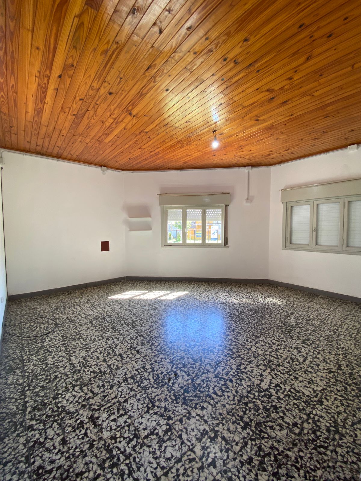 WhatsApp Image 2025-10-14 at 11.03.09 (2)