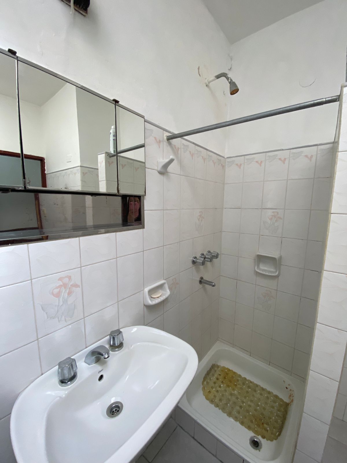 WhatsApp Image 2025-10-14 at 11.03.11 (2)