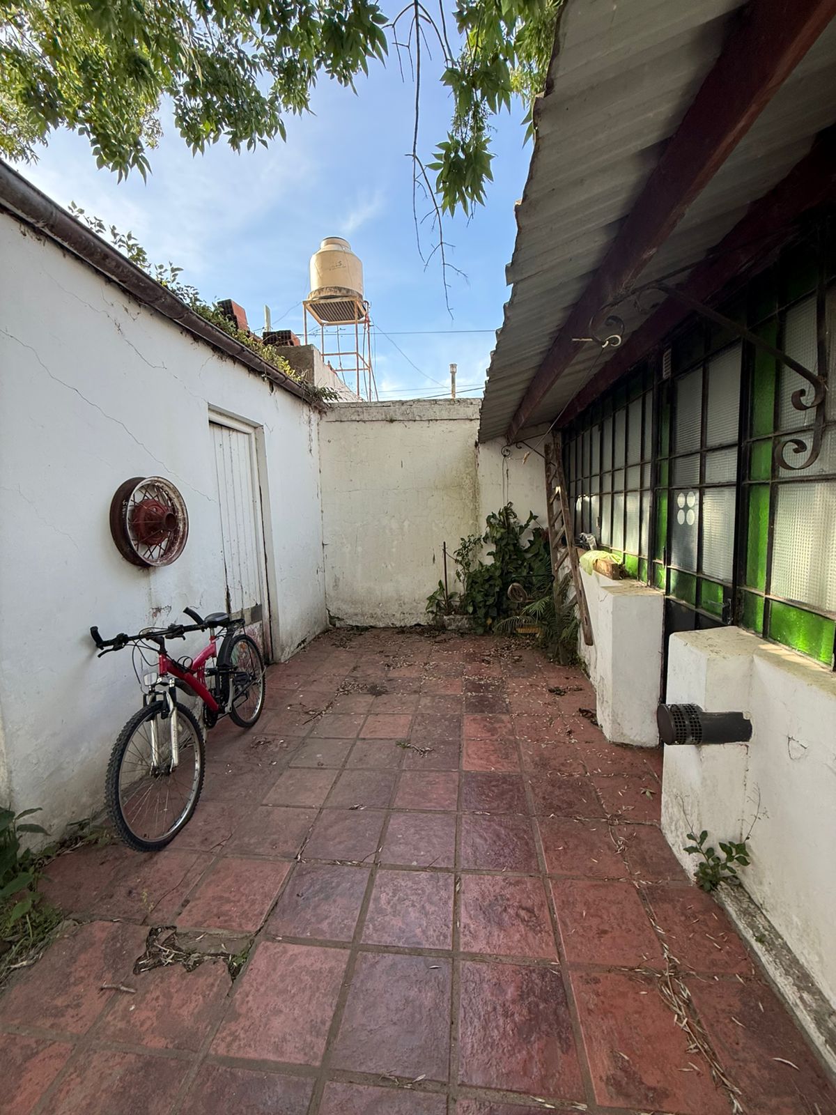 WhatsApp Image 2025-10-21 at 17.06.56 (1)